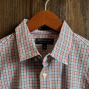 Banana Republic Red, Blue & White Performance Check Button-Down Shirt | Untucked